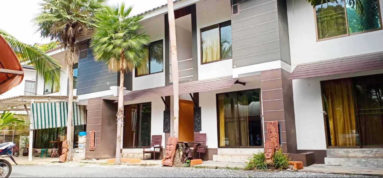 Banyan Resort Bangsaen Exterior photo